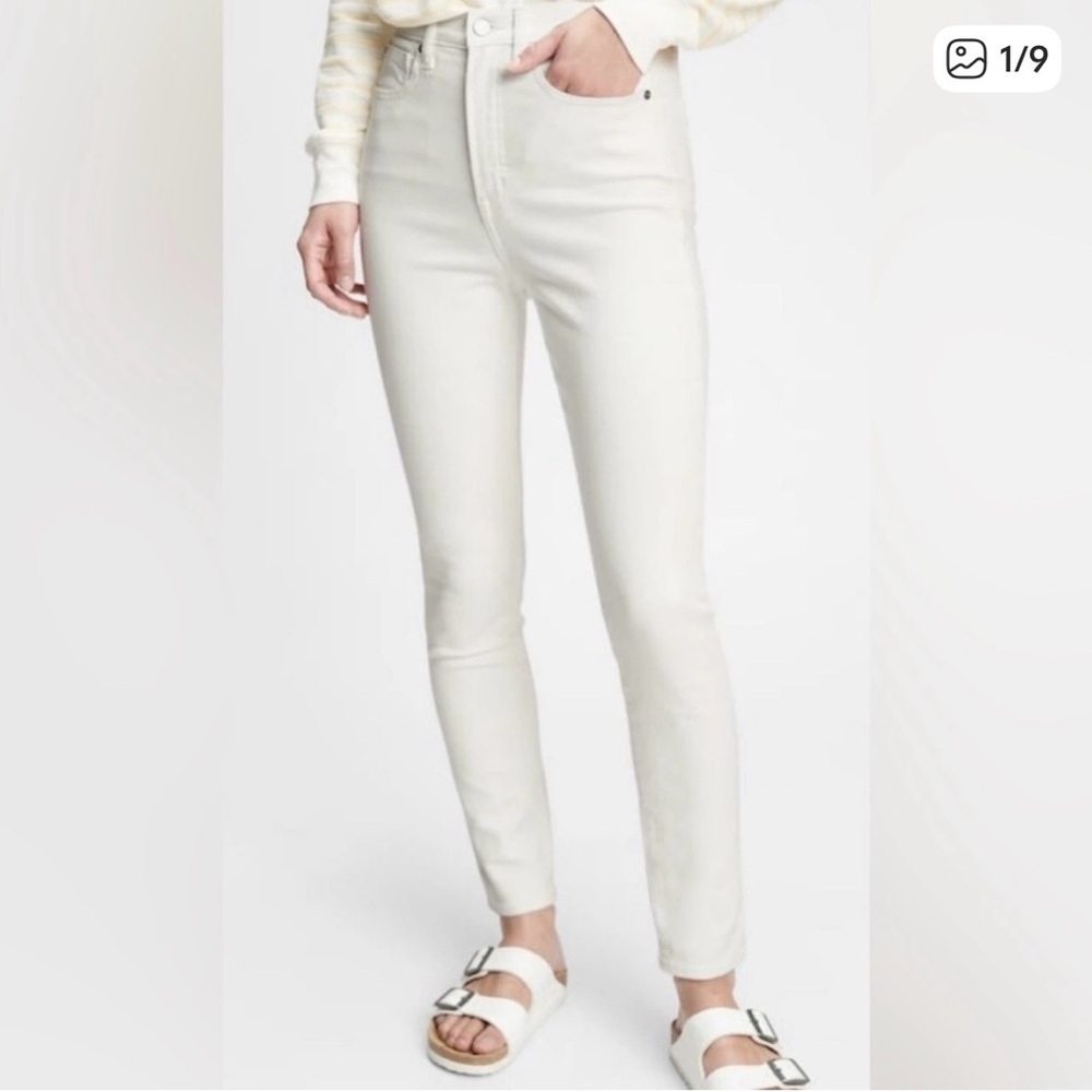 Gap High-Rise True Skinny Jeans in White, size 30L, NWT